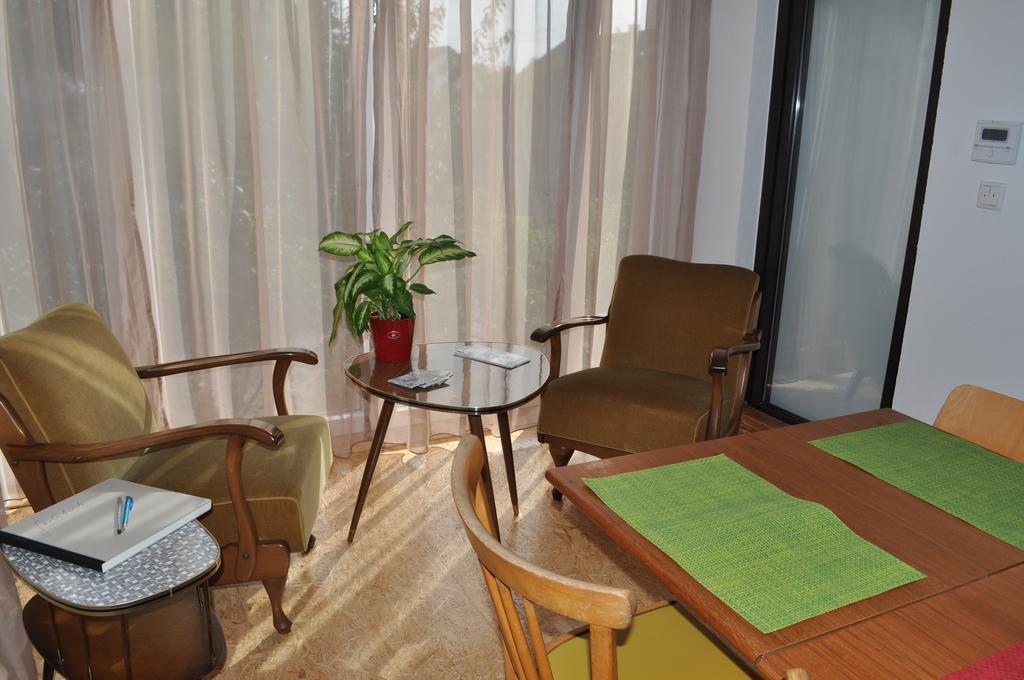 Punkrock Harbour Pension Baehr كارلسروه المظهر الخارجي الصورة